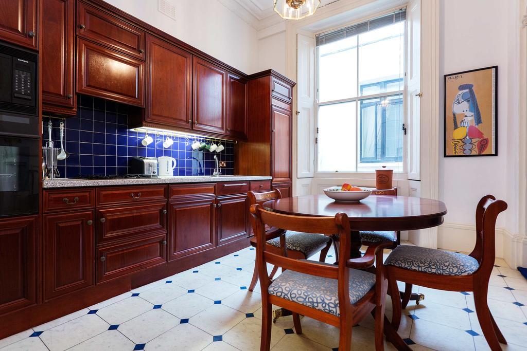 Veeve - Queen'S Gardens Flat Лондон Номер фото